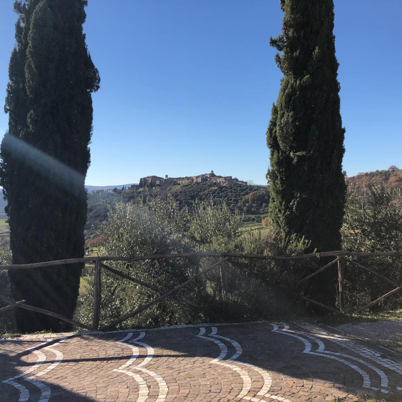 Agriturismo Beata Vanna Fabro Eksteriør bilde